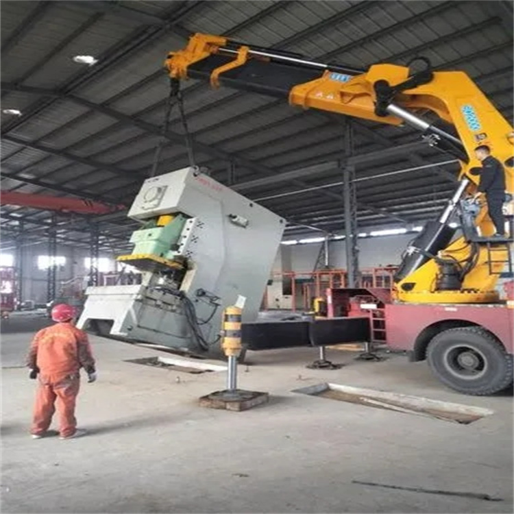 宁波鄞州80吨折臂吊车出租附近电话